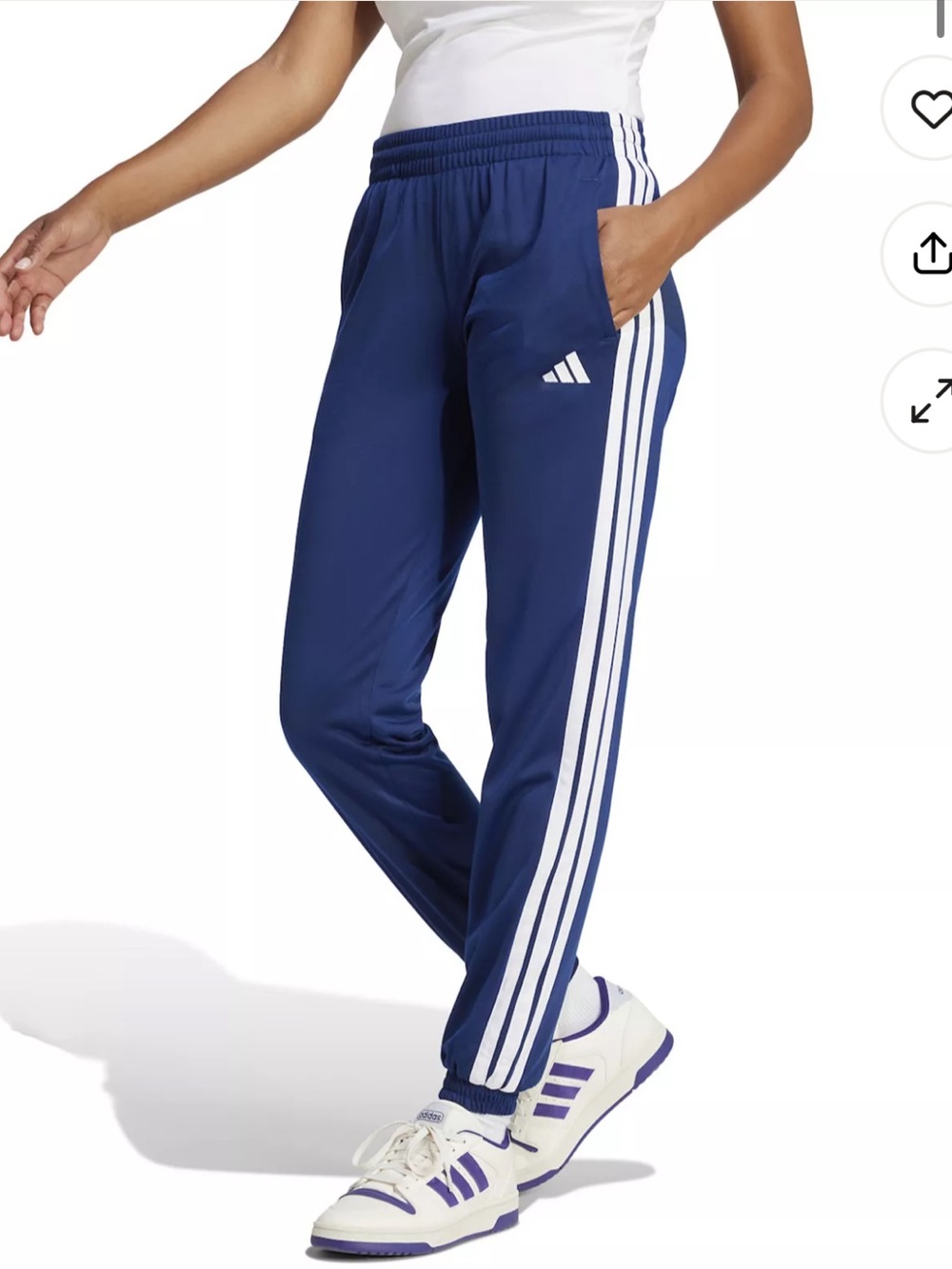 NWT adidas  Tricot 3 stripes women’s Navy Joggers. Size